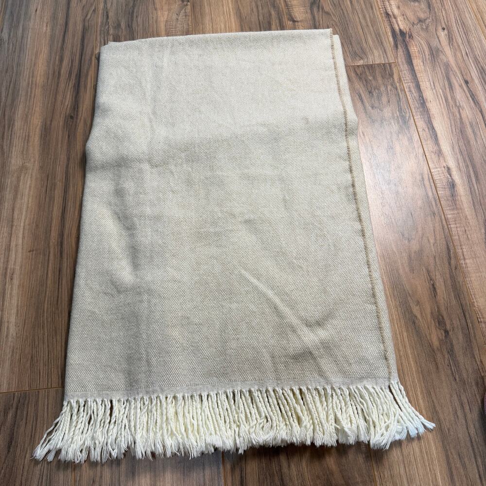 TESSILECHITI Cashmere? Blend 55"x55" Throw Blanket Tan Beige Made In Italy - Picture 3 of 7